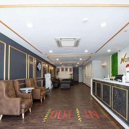 Oyo 90403 North City Hotel Johor Bahru Luaran gambar