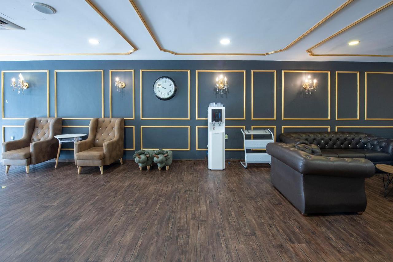 Oyo 90403 North City Hotel Johor Bahru Luaran gambar